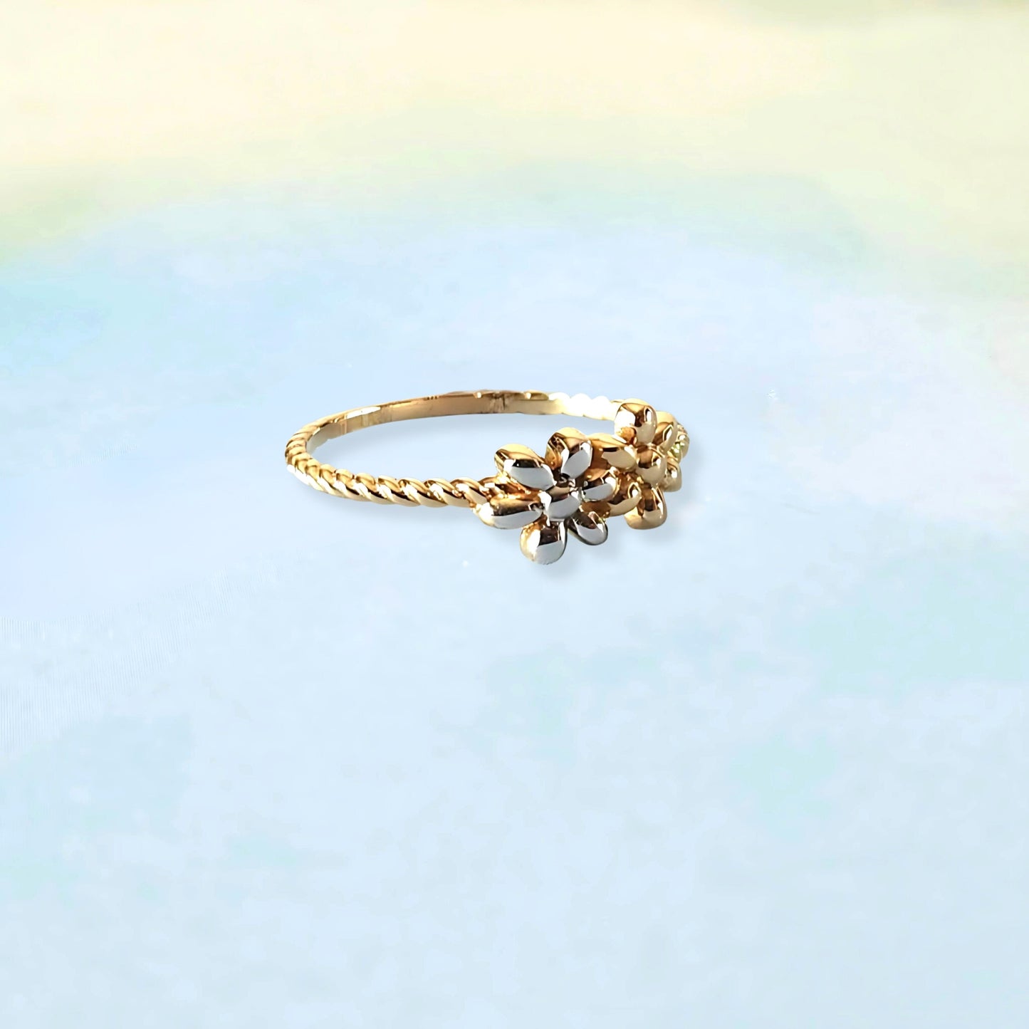 14k Double Daisy Ring