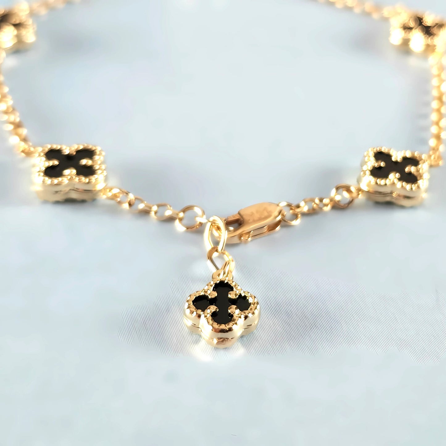 14k Onyx Clover Bracelet