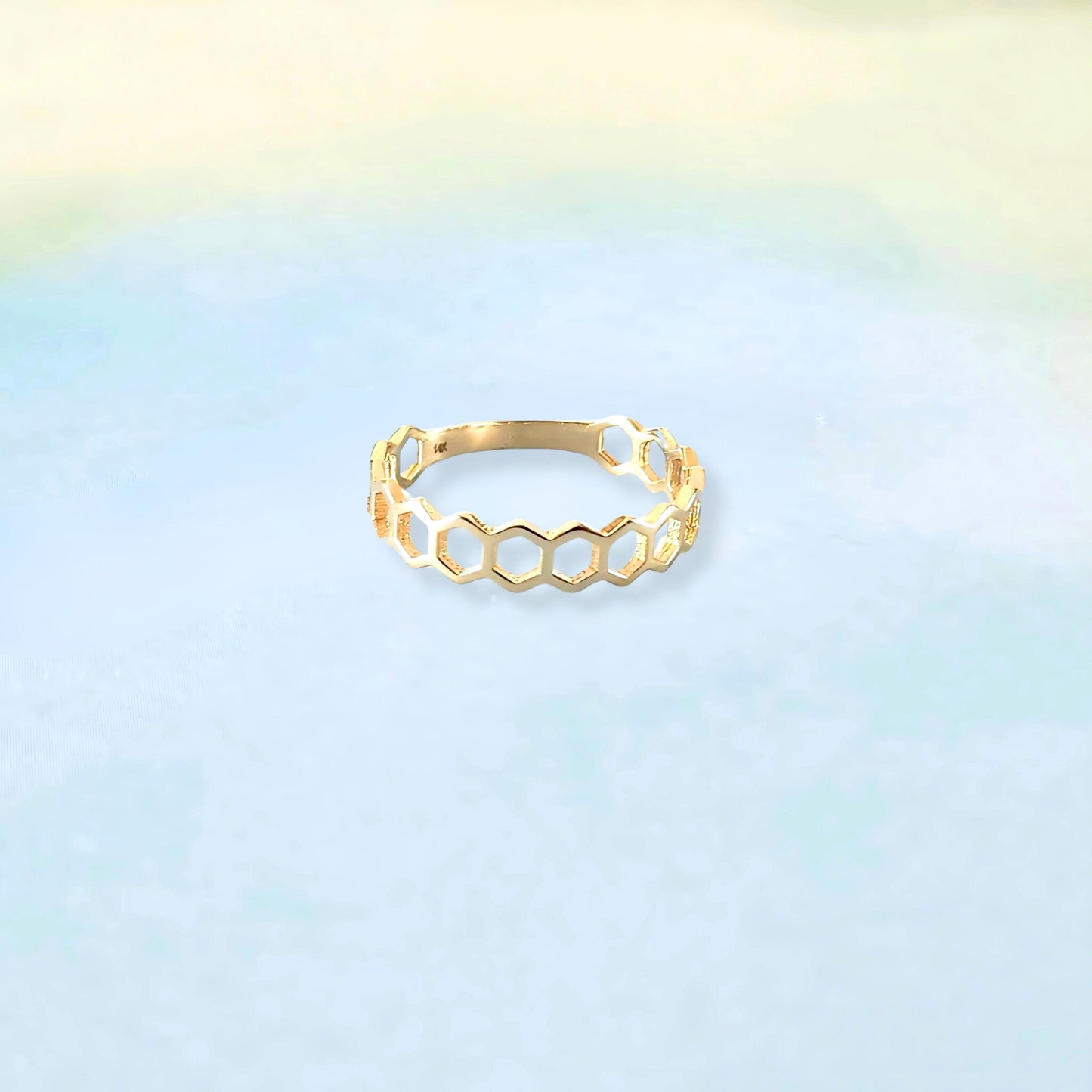 14k Honeycomb Ring