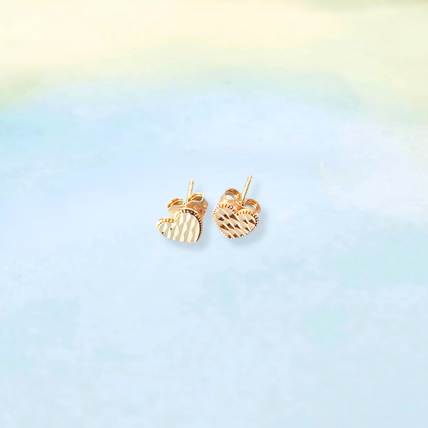 14k Heart of Gold Studs
