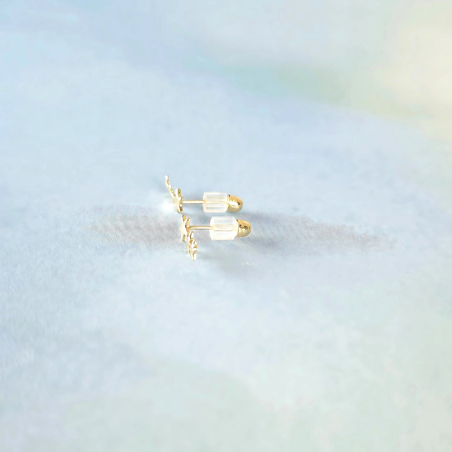 14k Three Star Studs