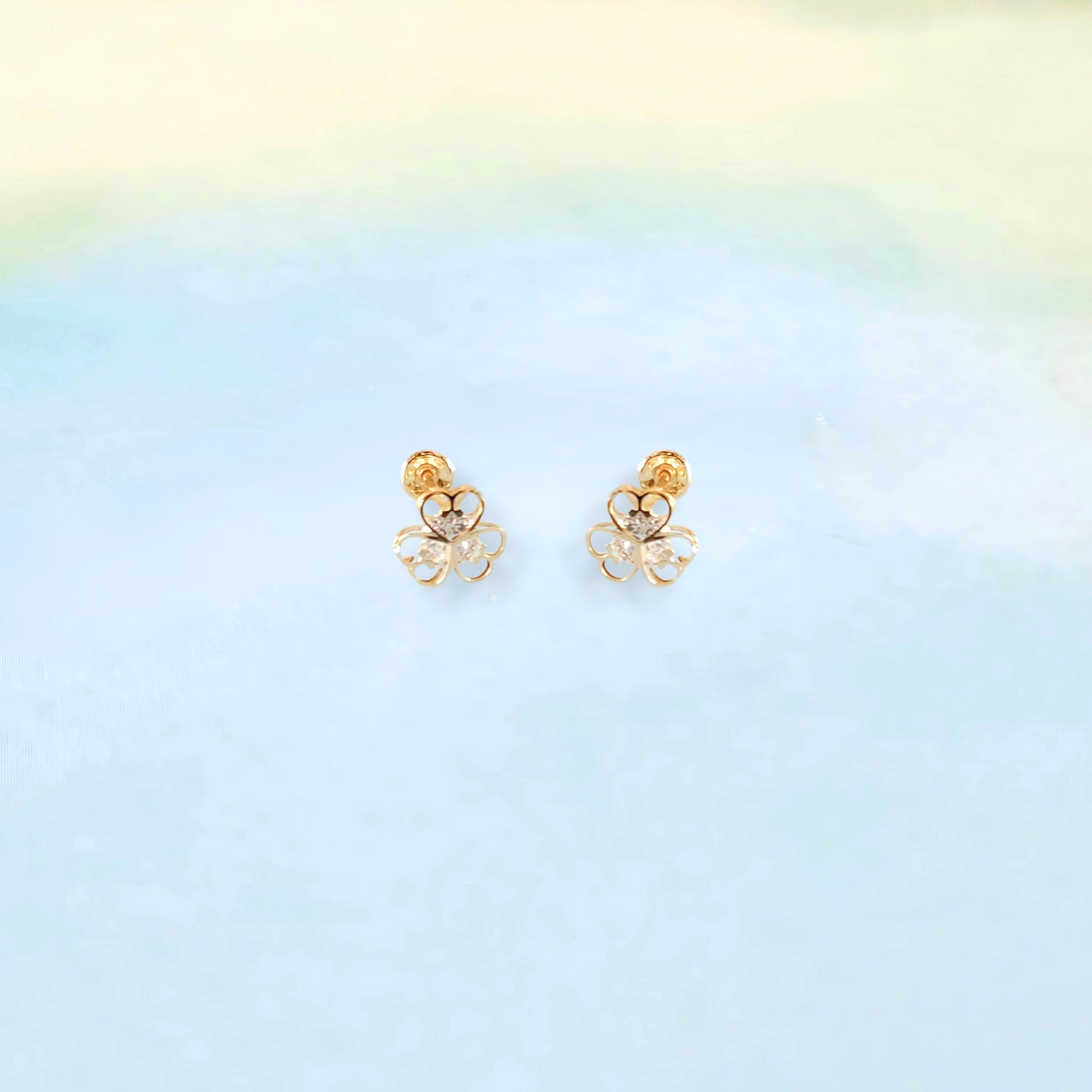 14k Clover Sparkle Studs