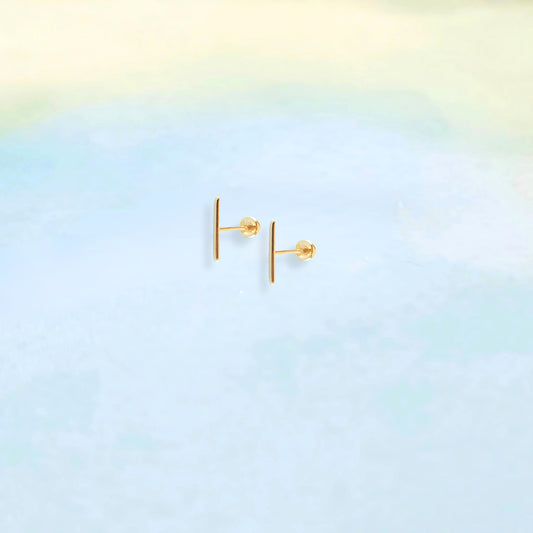 14k Wire Bar Studs