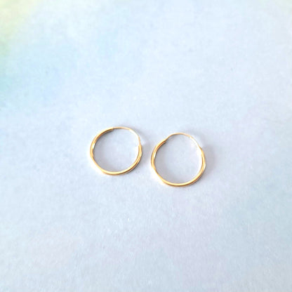 14k Minimal Huggies