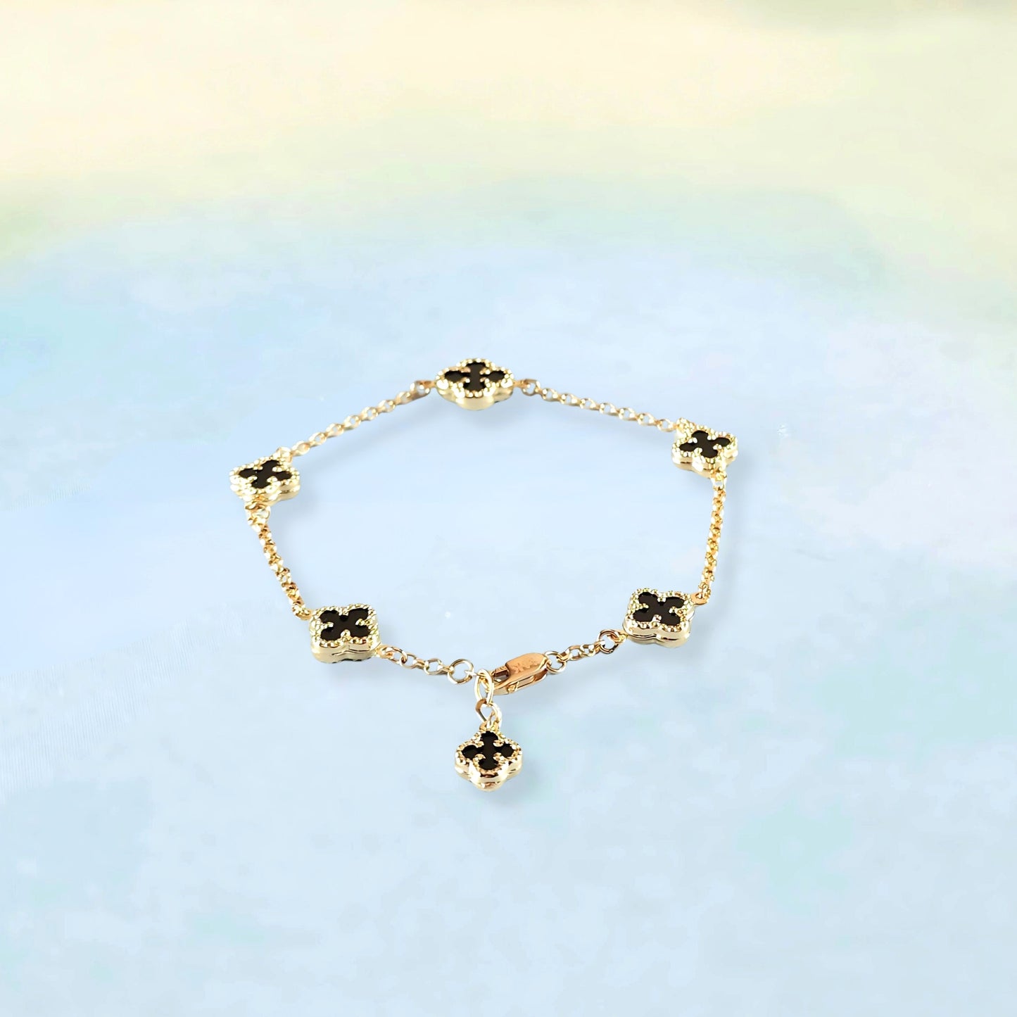 14k Onyx Clover Bracelet