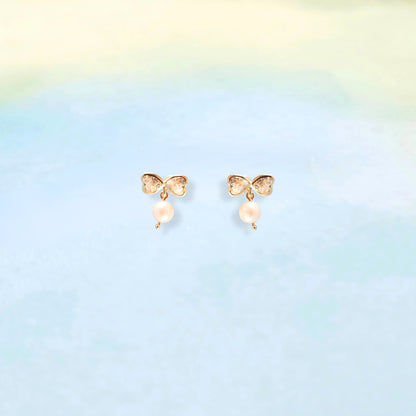 14k Pearl & Hearts Studs