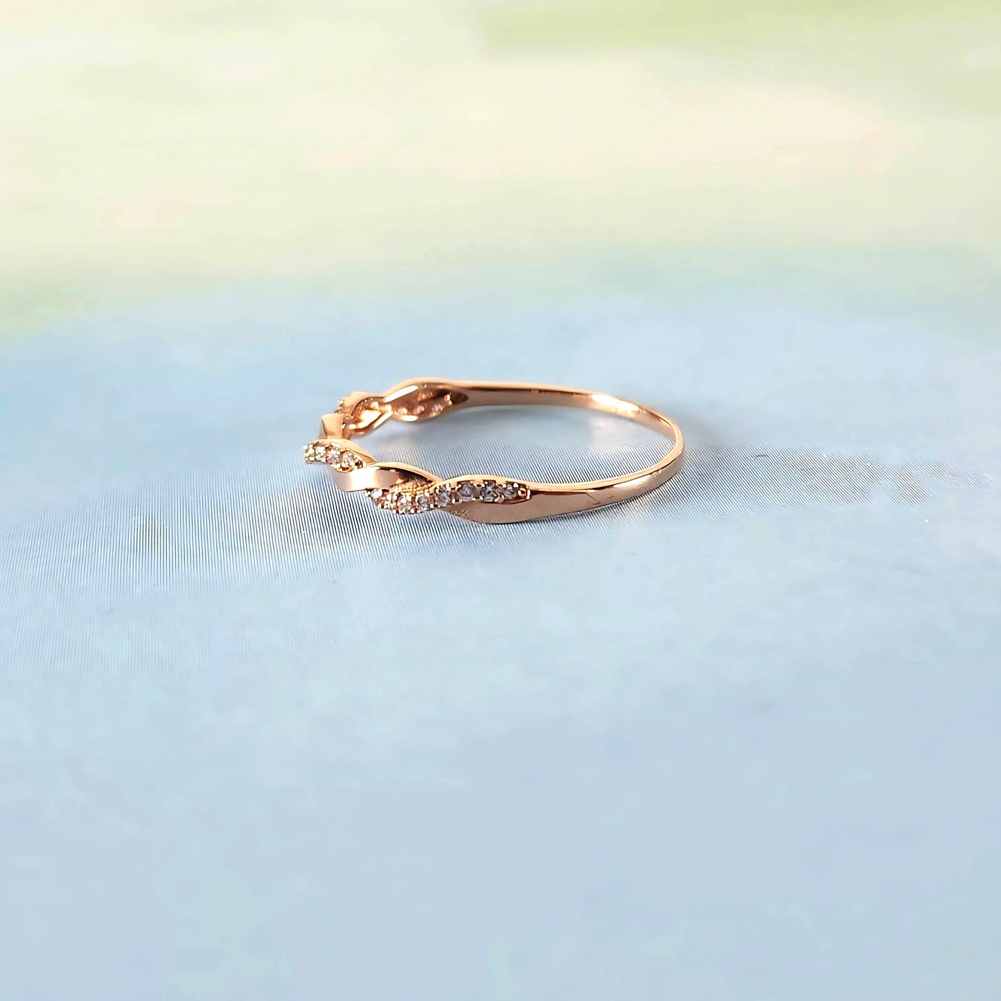 14K Rose Gold Twisted Band
